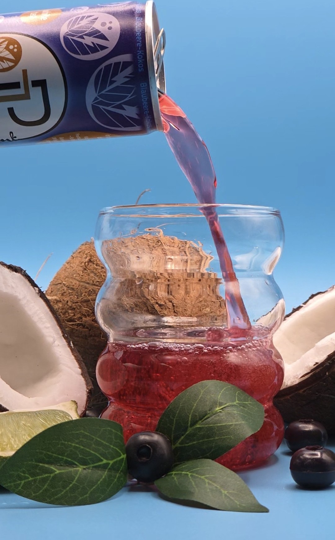 JP Blaubeere-Kokos einschenken