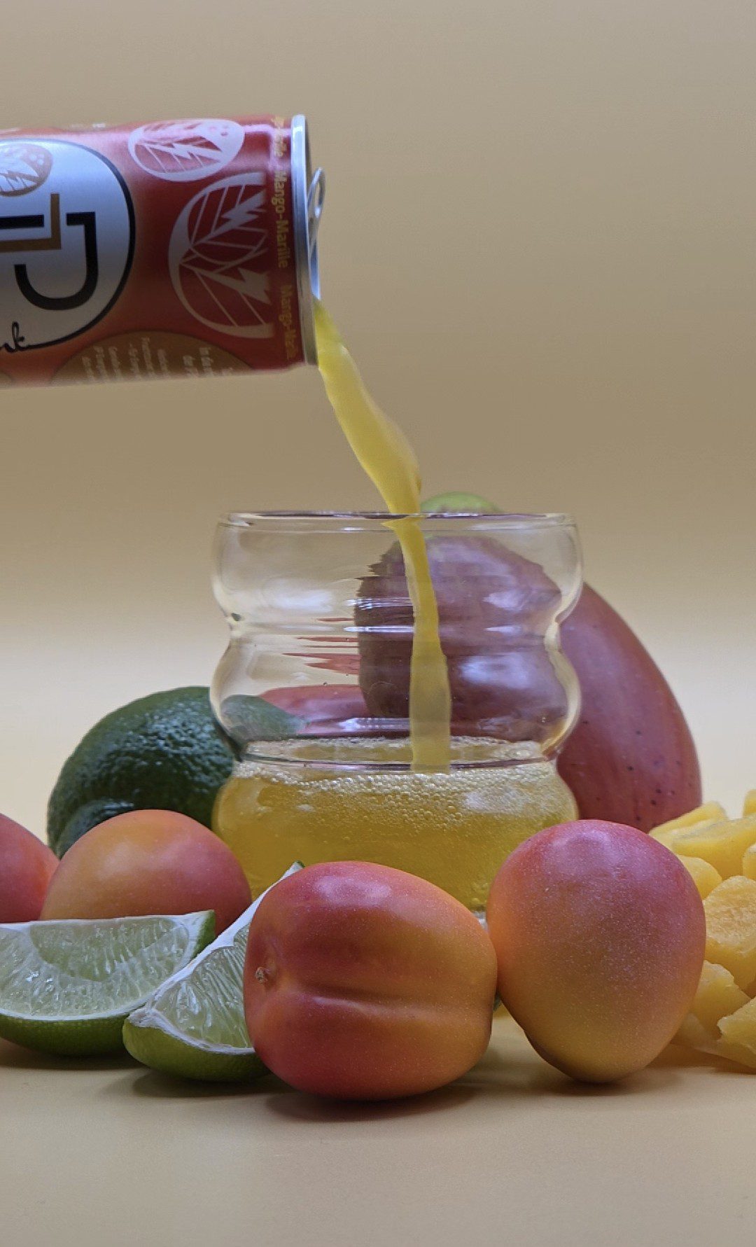 JP Energydrink Mango-Marille - Kalorienarme Erfrischung mit Weißtee und natürlichem Fruchtsaft.